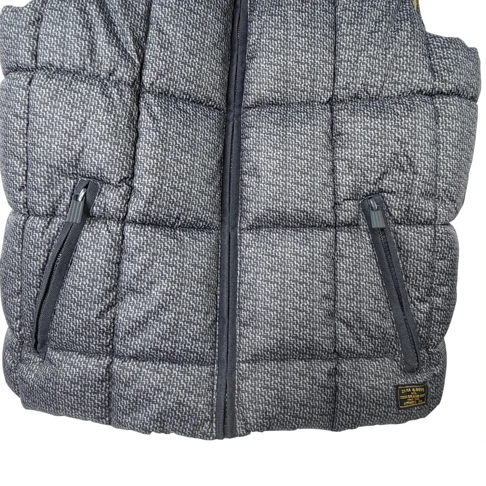 Zara Boys Puffer‎ Vest Jacket Size 11/12 Grey Hooded Quilted Full Zip Gorpcore